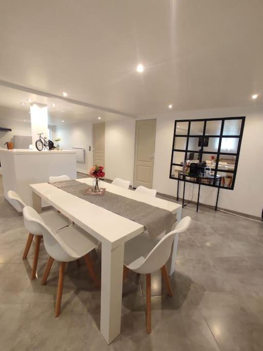 Appartement 100M2, Independant Dans Notre Maison Garennes-sur-Eure Екстериор снимка