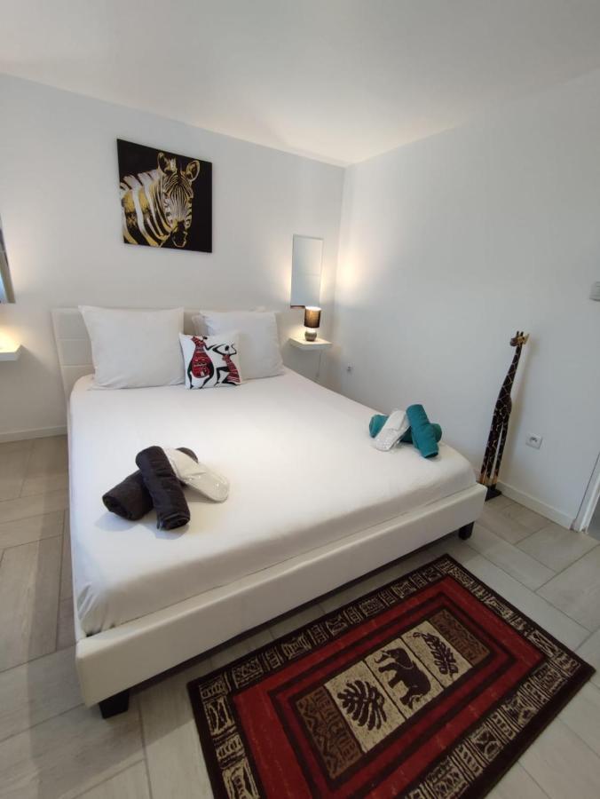 Appartement 100M2, Independant Dans Notre Maison Garennes-sur-Eure Екстериор снимка